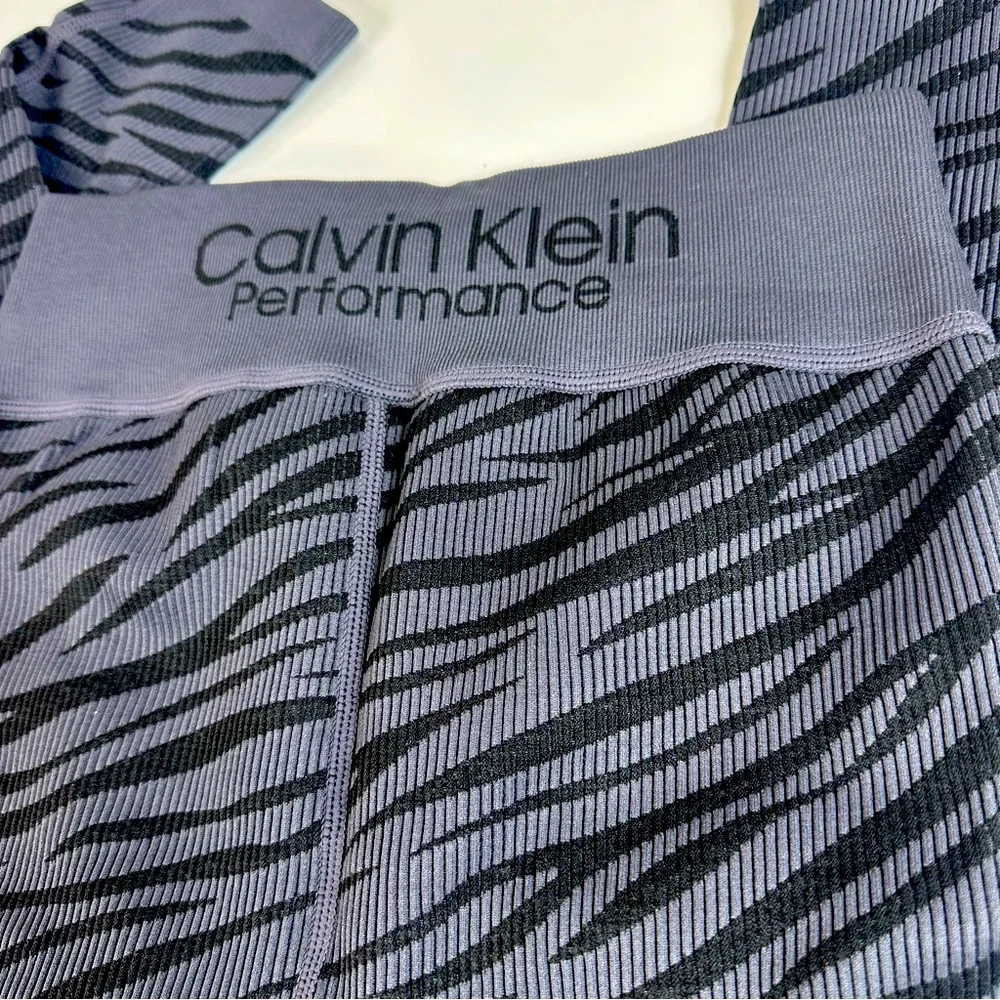 CALVIN KLEIN leggings performance ANIMAL PRINT sexy  athletic wear black S small